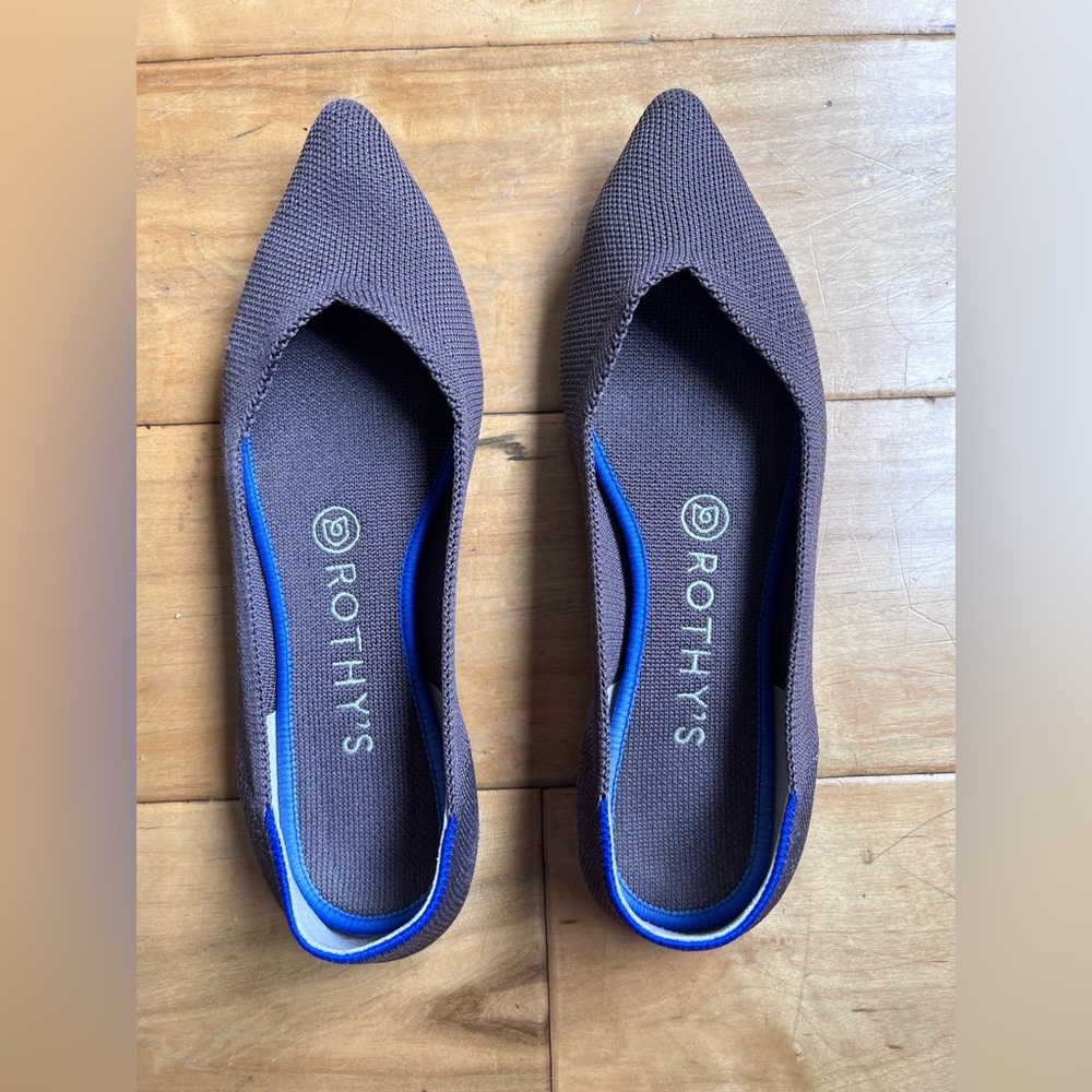 Rothy’s pointed flat